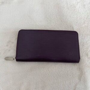 Louis Vuitton Purple Wallet